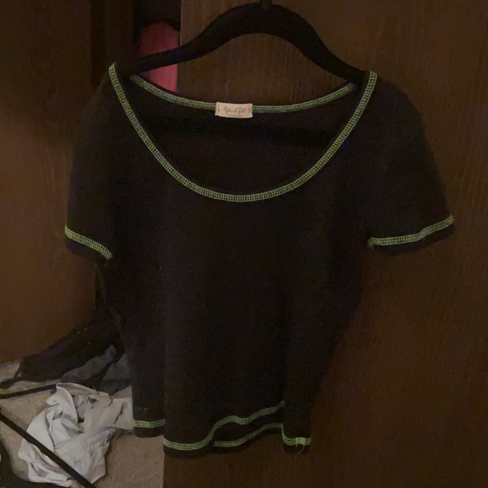 Contrast Stitch Tee - Picture 3 of 5